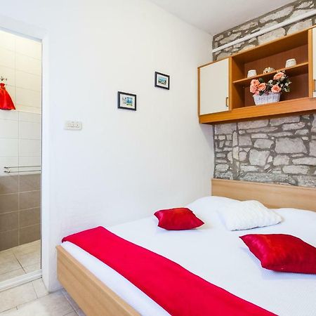 Guest House Mara Vela Luka Exteriér fotografie