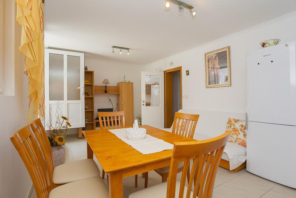 Guest House Mara Vela Luka Exteriér fotografie