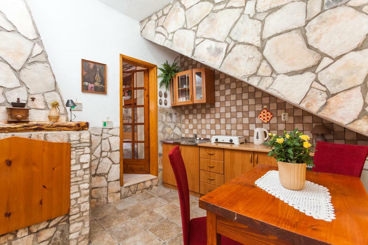 Guest House Mara Vela Luka Exteriér fotografie
