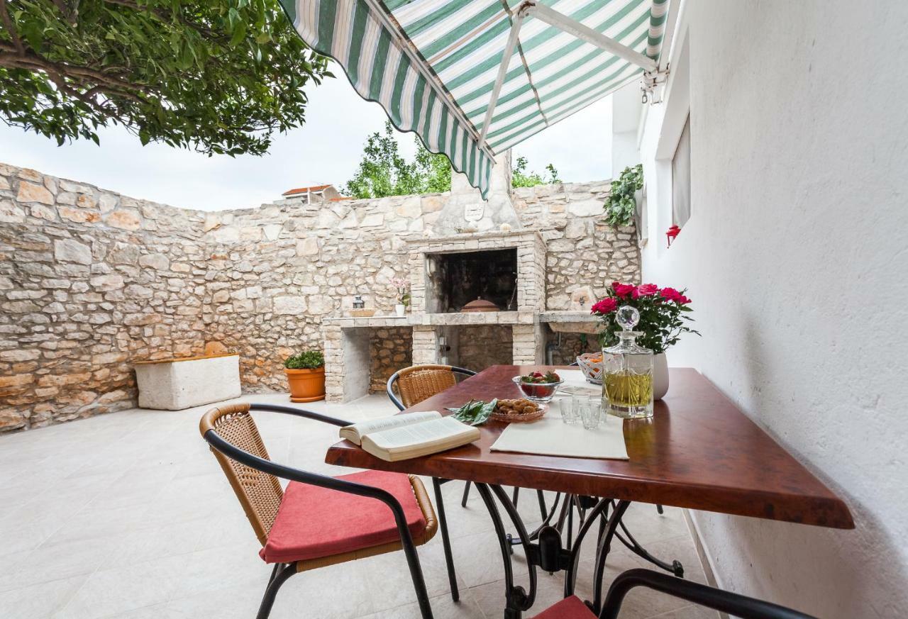 Guest House Mara Vela Luka Exteriér fotografie