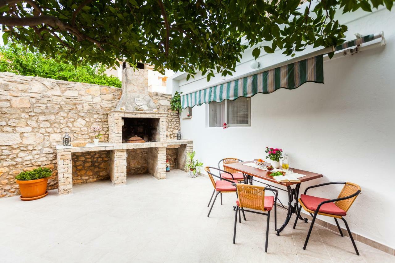 Guest House Mara Vela Luka Exteriér fotografie